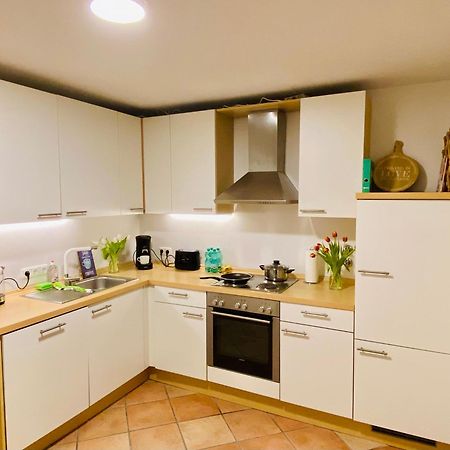 Traumhafte 115 Qm Ferienwohnung Am Steinhuder Meer, Ruhig, Komfortabel, Loggia, Parkplatz, Wifi Wunstorf Exteriör bild