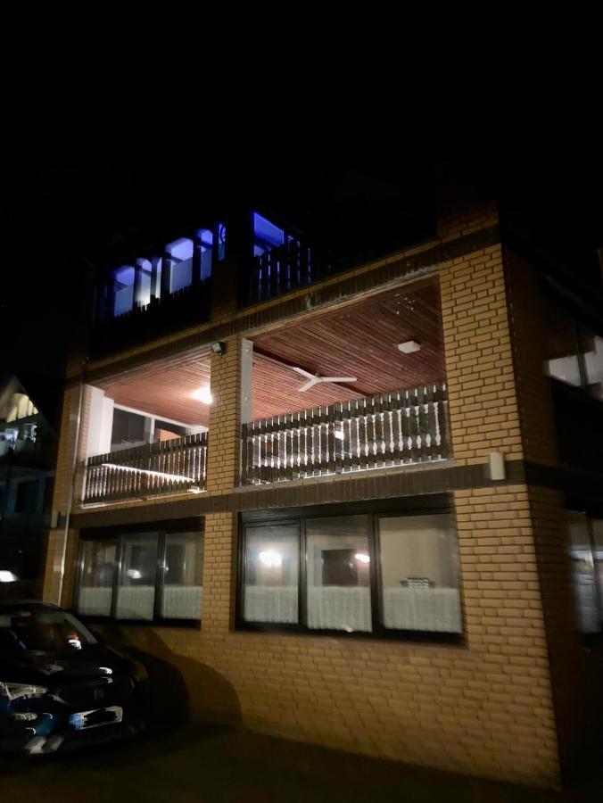 Traumhafte 115 Qm Ferienwohnung Am Steinhuder Meer, Ruhig, Komfortabel, Loggia, Parkplatz, Wifi Wunstorf Exteriör bild