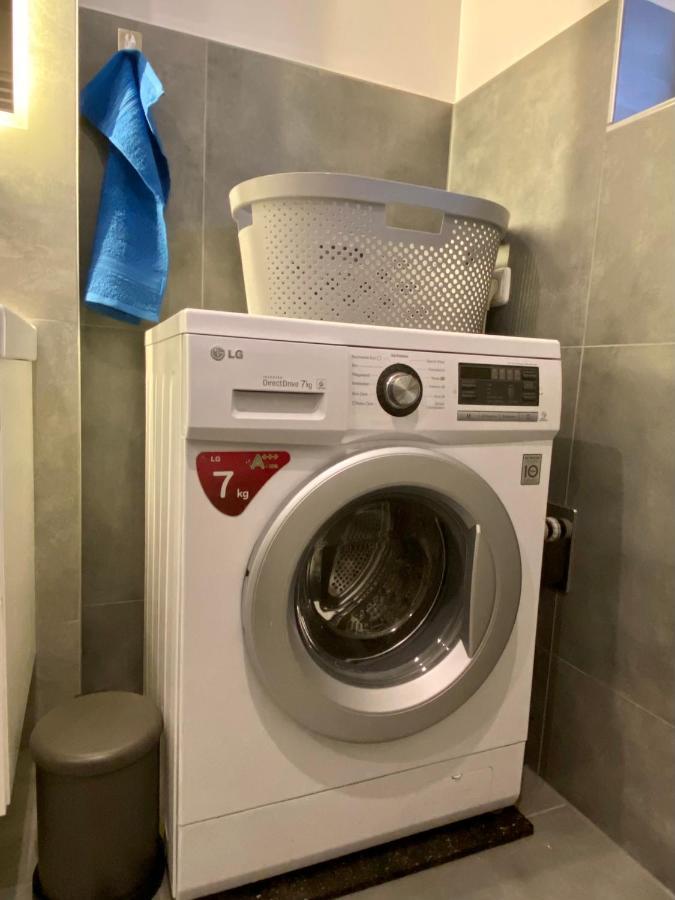 Traumhafte 115 Qm Ferienwohnung Am Steinhuder Meer, Ruhig, Komfortabel, Loggia, Parkplatz, Wifi Wunstorf Exteriör bild