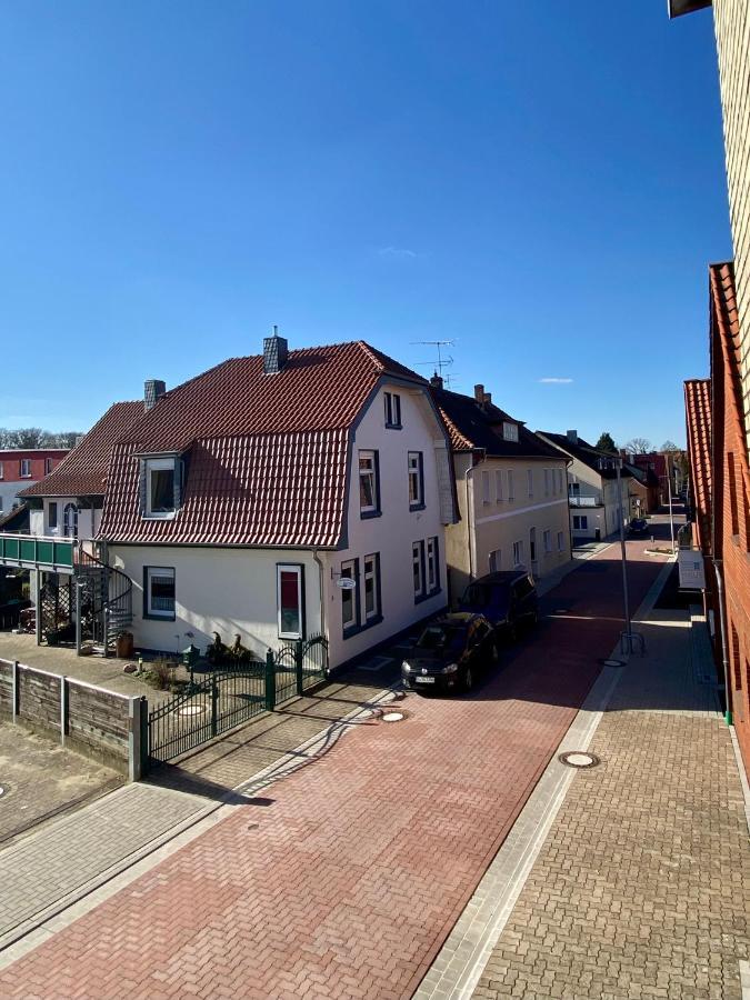 Traumhafte 115 Qm Ferienwohnung Am Steinhuder Meer, Ruhig, Komfortabel, Loggia, Parkplatz, Wifi Wunstorf Exteriör bild