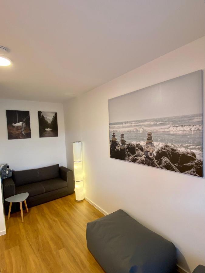 Traumhafte 115 Qm Ferienwohnung Am Steinhuder Meer, Ruhig, Komfortabel, Loggia, Parkplatz, Wifi Wunstorf Exteriör bild