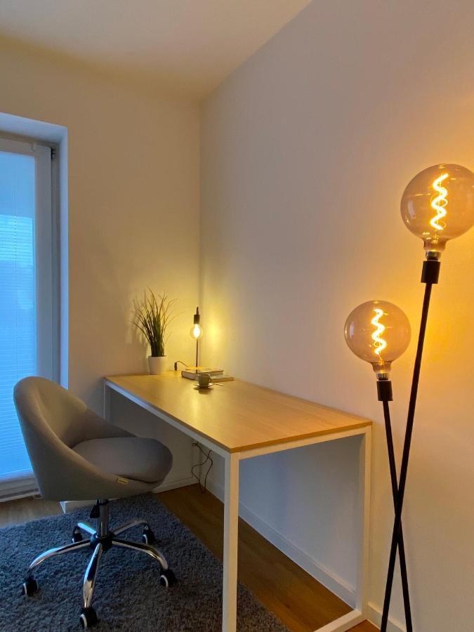 Traumhafte 115 Qm Ferienwohnung Am Steinhuder Meer, Ruhig, Komfortabel, Loggia, Parkplatz, Wifi Wunstorf Exteriör bild